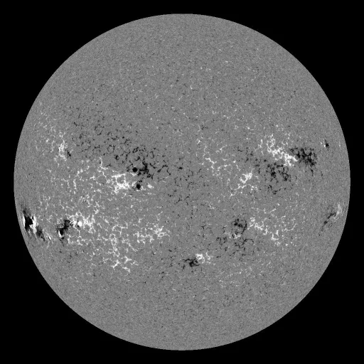 Solar Magnetic Fields