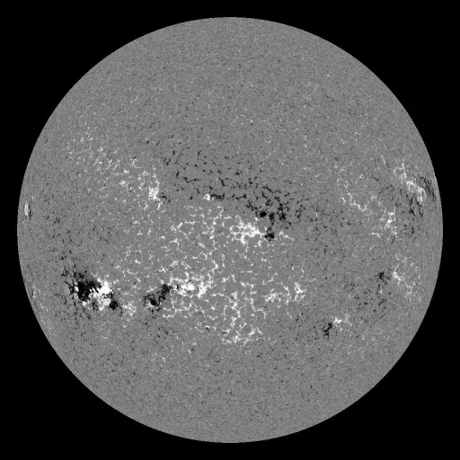Solar Magnetic Fields