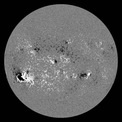 Solar Magnetic Fields