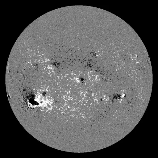 Solar Magnetic Fields