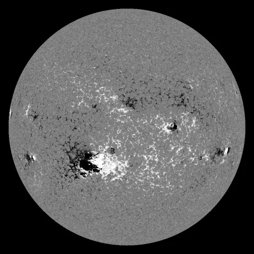 Solar Magnetic Fields