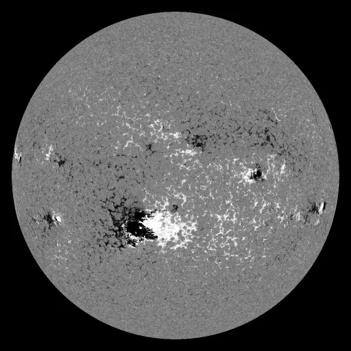 Solar Magnetic Fields