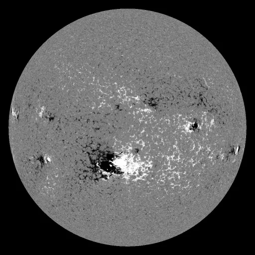 Solar Magnetic Fields