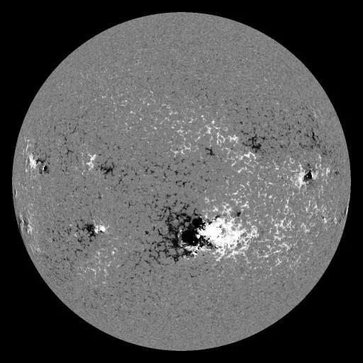 Solar Magnetic Fields