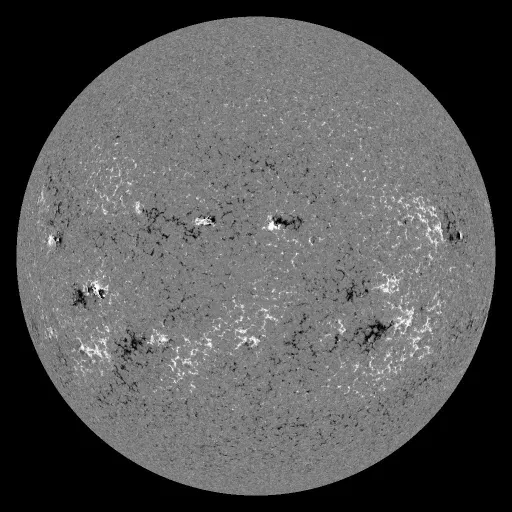 Solar Magnetic Fields