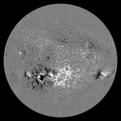 Solar Magnetic Fields
