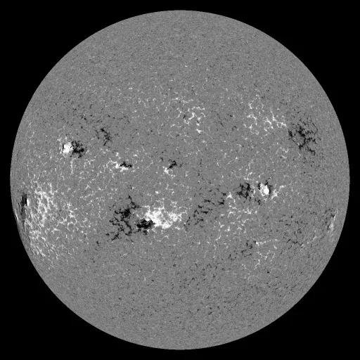 Solar Magnetic Fields