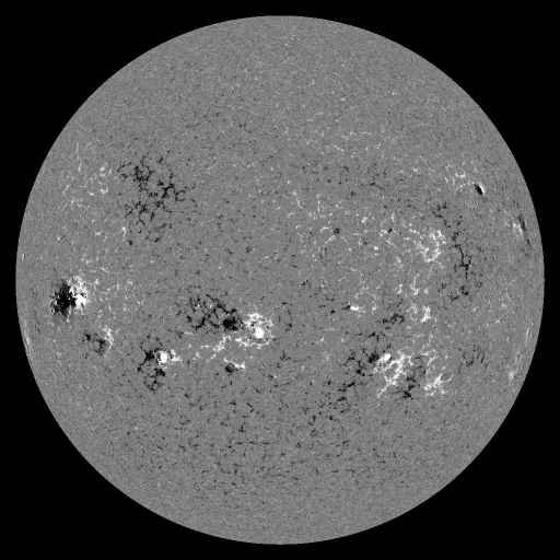Solar Magnetic Fields