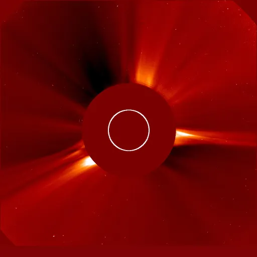 Ближняя корона Солнца