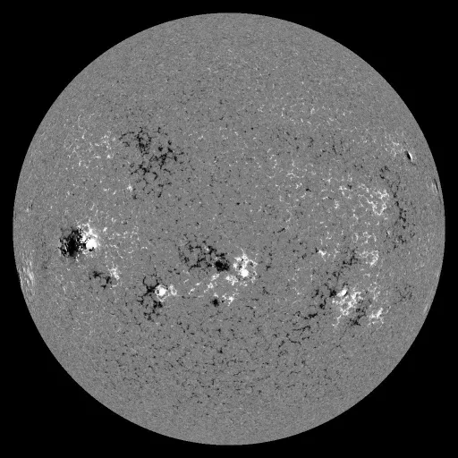 Solar Magnetic Fields