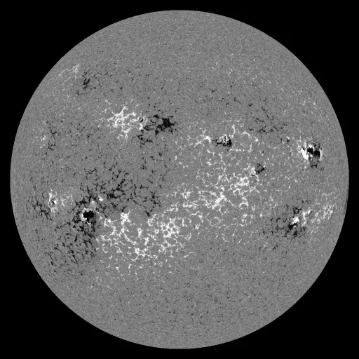 Solar Magnetic Fields