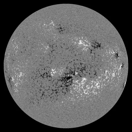 Solar Magnetic Fields
