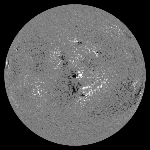 Solar Magnetic Fields