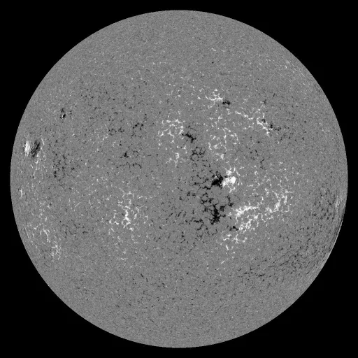 Solar Magnetic Fields