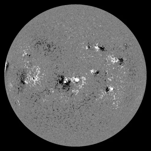 Solar Magnetic Fields