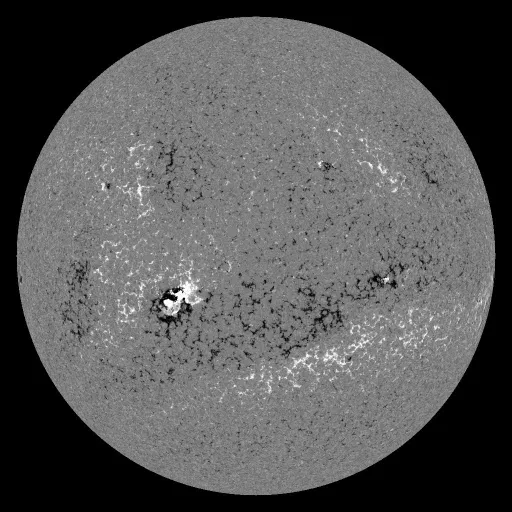Solar Magnetic Fields