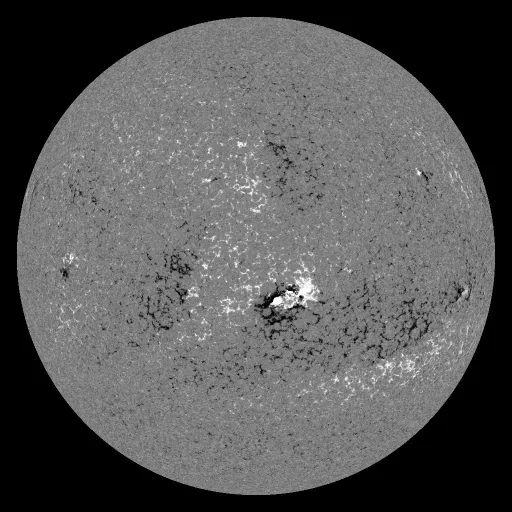 Solar Magnetic Fields