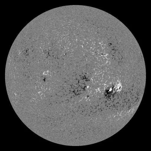 Solar Magnetic Fields