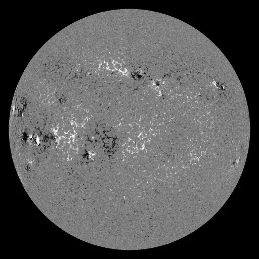 Solar Magnetic Fields