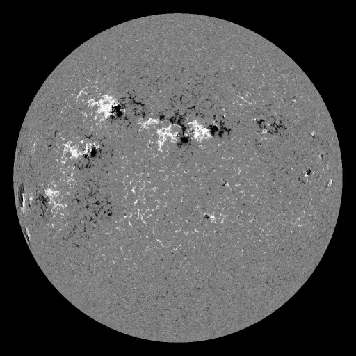 Solar Magnetic Fields