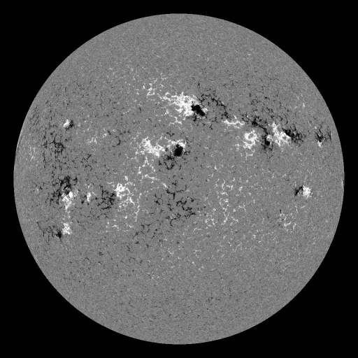Solar Magnetic Fields