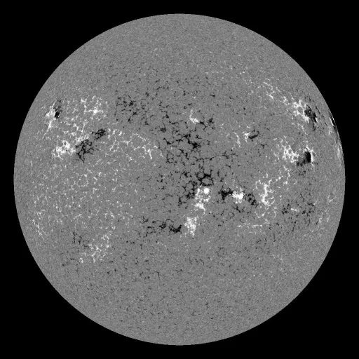 Solar Magnetic Fields