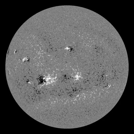 Solar Magnetic Fields