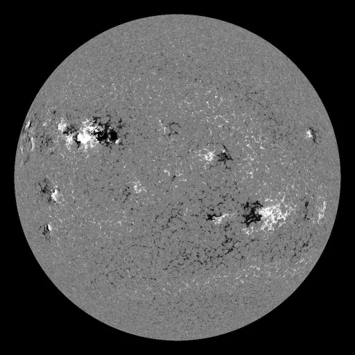 Solar Magnetic Fields