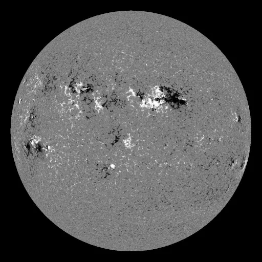 Solar Magnetic Fields