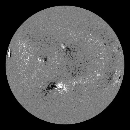 Solar Magnetic Fields