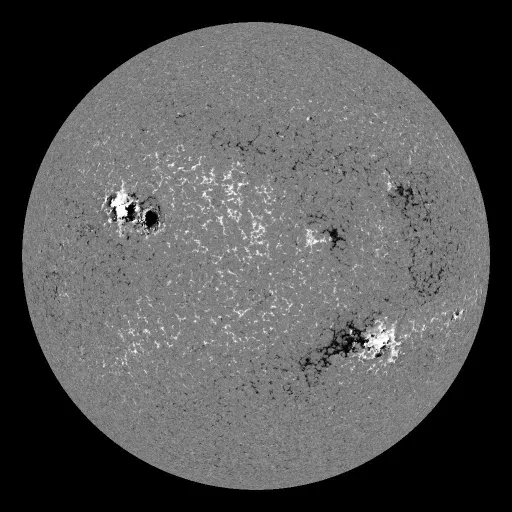Solar Magnetic Fields