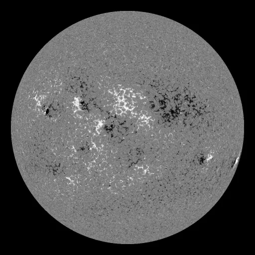 Solar Magnetic Fields