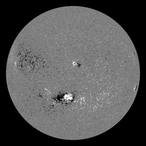 Solar Magnetic Fields