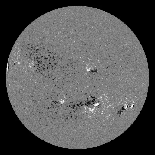 Solar Magnetic Fields