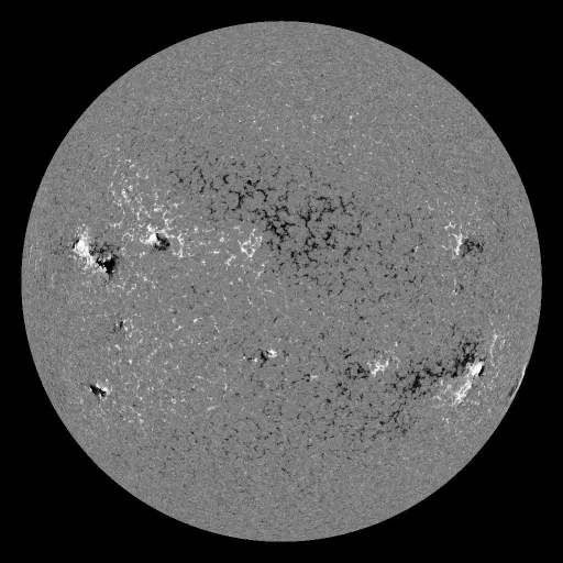 Solar Magnetic Fields