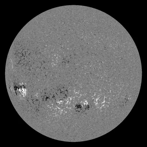 Solar Magnetic Fields