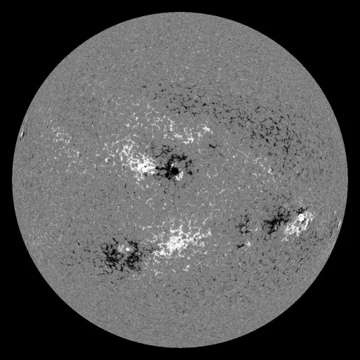 Solar Magnetic Fields