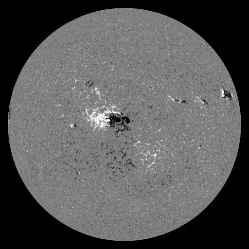 Solar Magnetic Fields