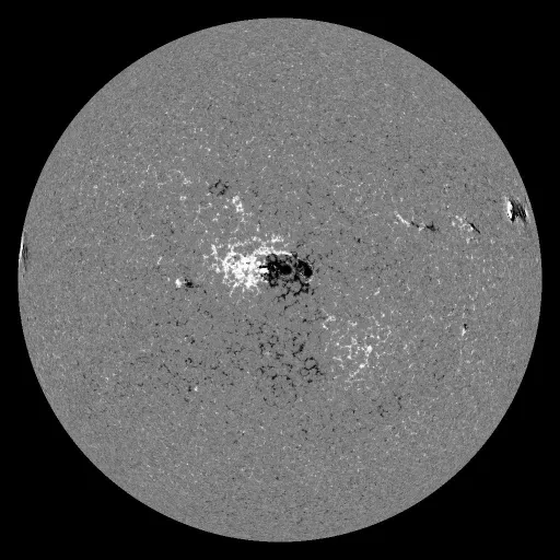 Solar Magnetic Fields