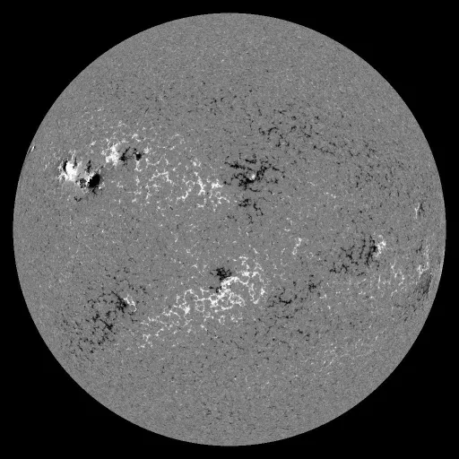 Solar Magnetic Fields