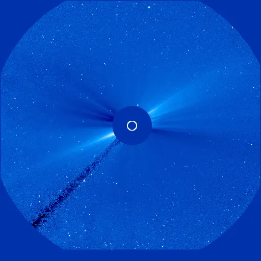 Дальняя корона Солнца