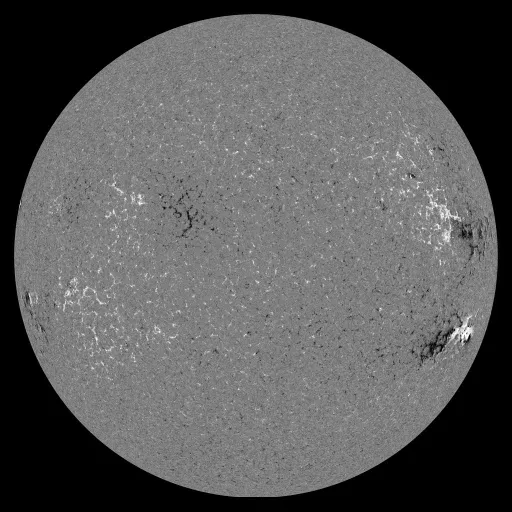 Solar Magnetic Fields
