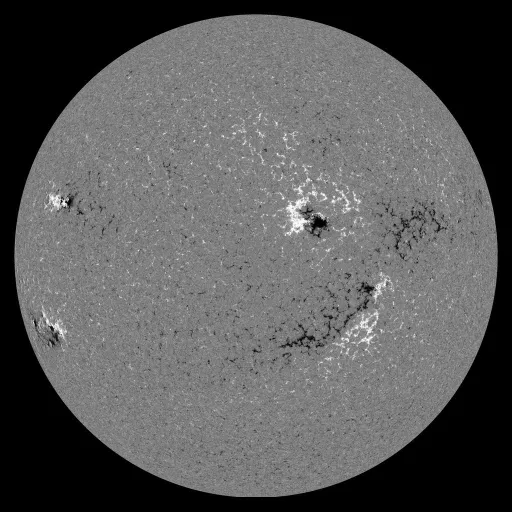 Solar Magnetic Fields