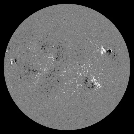 Solar Magnetic Fields
