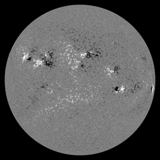 Solar Magnetic Fields