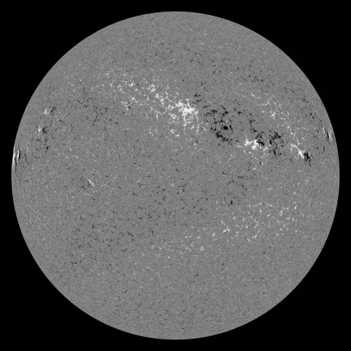 Solar Magnetic Fields