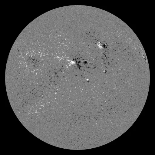 Solar Magnetic Fields