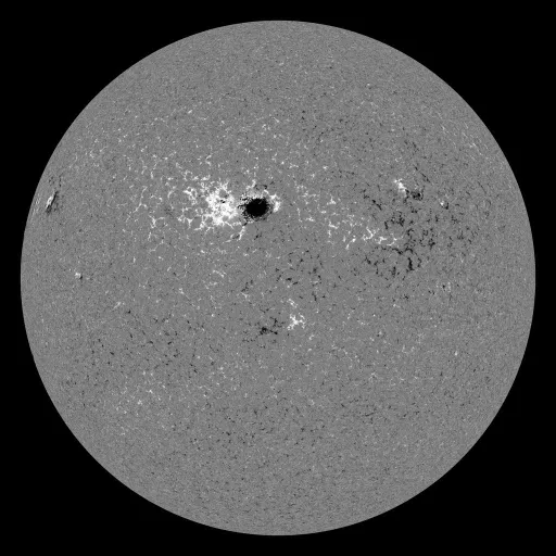 Solar Magnetic Fields