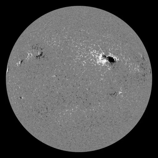 Solar Magnetic Fields