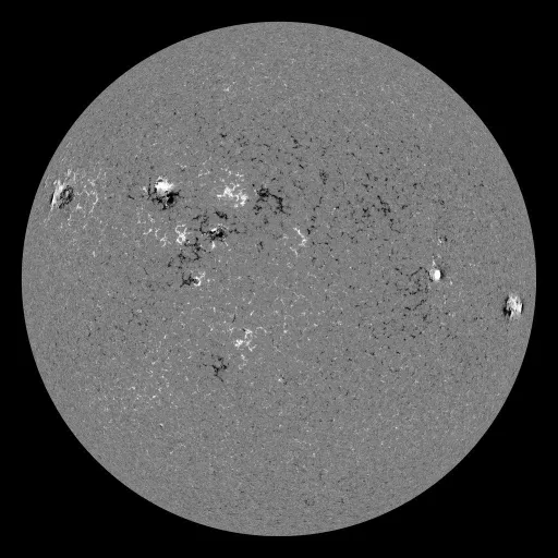 Solar Magnetic Fields